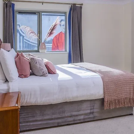 Park Place Aparthotel 4*