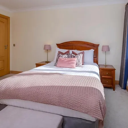 Aparthotel Park Place 4*